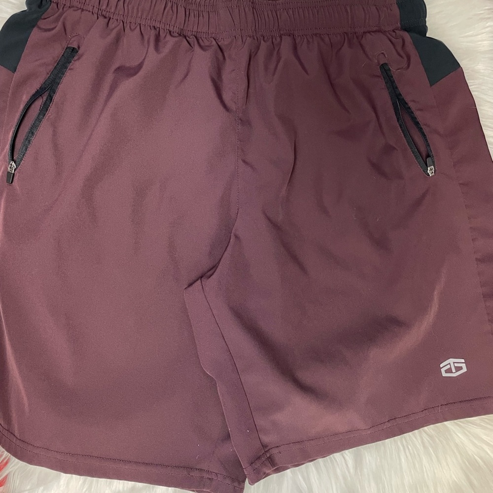 * | Tap Out | shorts. Size XL.